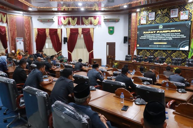 
					DPRD Kota Dumai Gelar Paripurna Pandangan Umum Fraksi-Fraksi DPRD Terhadap Ranperda APBD-P TA 2025.