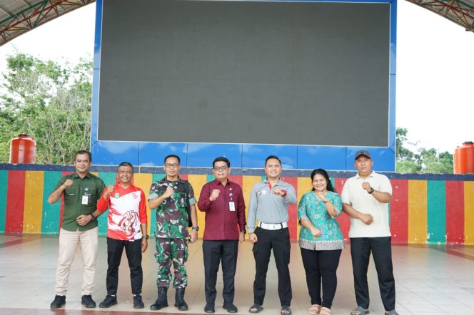 
					DOK.DISKOMINFOTIKSAN DUMAI