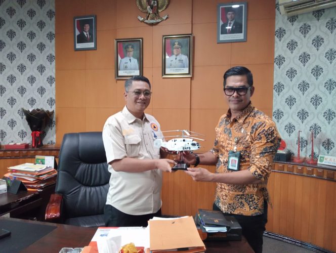 
					Koordinasi Penanggulan Bencana, Kalaksa BPBD  Meranti, M Khardafi Disambut Mesra Kalaksa BPBD Provinsi Riau.