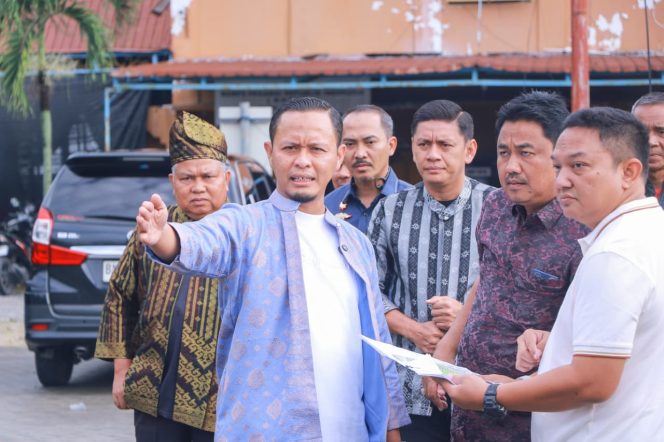 
					Wali Kota (Wako) Pekanbaru, Agung Nugroho bersama jajaran meninjau kawasan MPP Pekanbaru - Pekanbaru.go.id