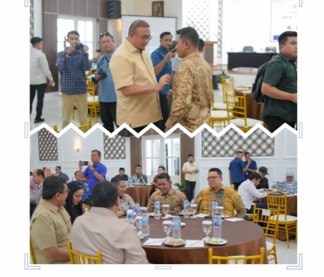 
					Bupati Solok Ikuti Rapat Koordinasi Bersama Kepala Daerah se-Sumbar dan Wakil Ketua Komisi VI DPR RI Andre Rosiade