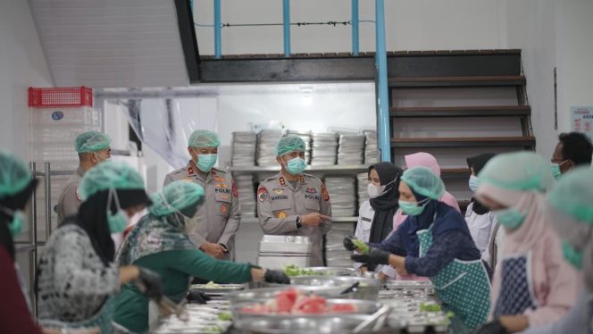 
					Polda Aceh Siap Kawal Program MBG untuk Wujudkan Generasi Emas Indonesia.