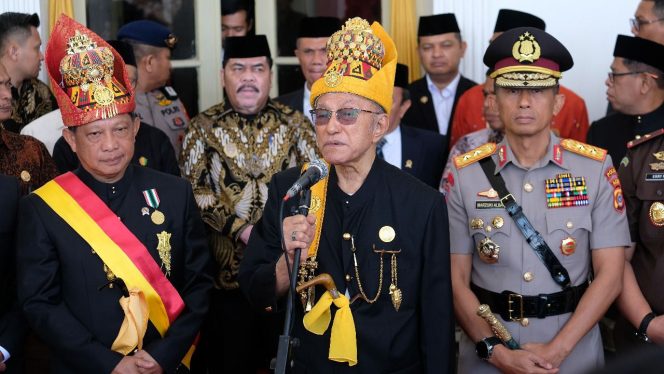 
					Kapolda Aceh Saksikan Penganugerahan Gelar Kehormatan untuk Mendagri Tito Karnavian.