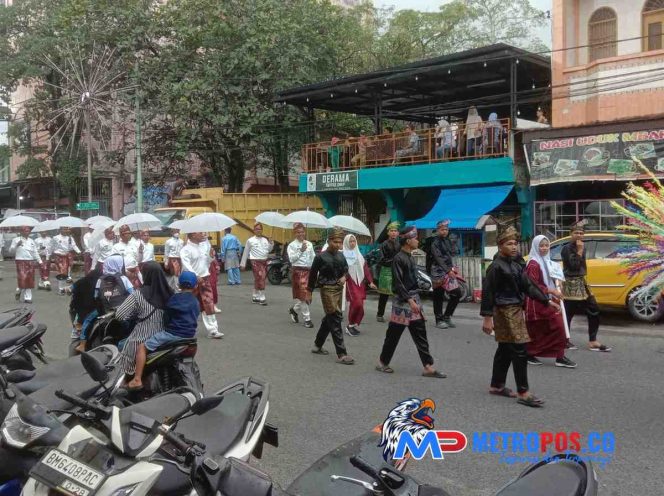 
					Camat Bangko Pusako Hadiri dan Semarakkan Pawai Ta’aruf MTQ ke-XX Rokan Hilir