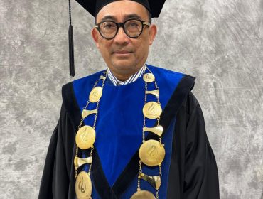 Ketua Umum Persatuan Advokat Indonesia (PERADIN), Firman Wijaya.