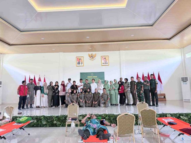 
					Peringati HUT ke-80, Persit KCK Kodim 0321/Rohil Gandeng PMI Rohil Berhasil Kumpulkan 123 Kantong Darah