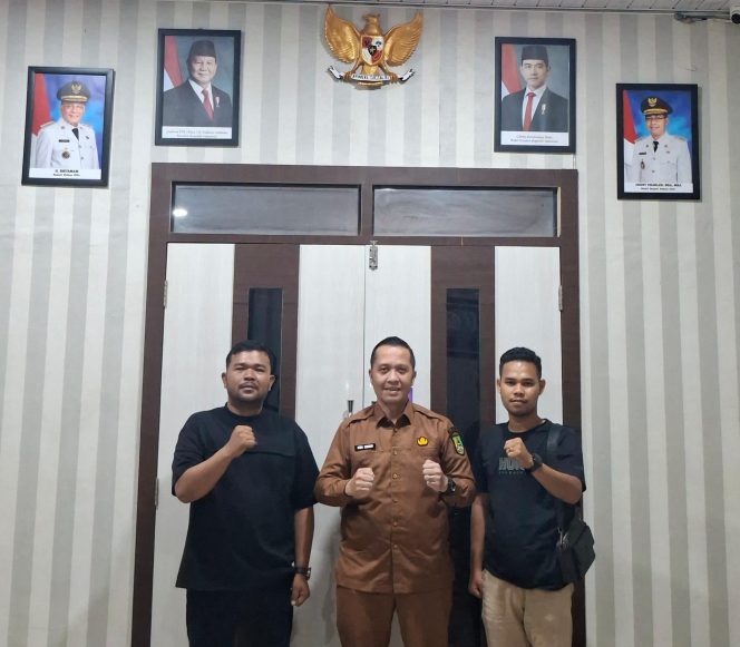 
					Wasekjend HIMMAH Pusat Kori Fatnawi Silaturahim bersama Kaban Kesbangpol Rohil, Perkuat Sinergi Kawal Ideologi Bangsa